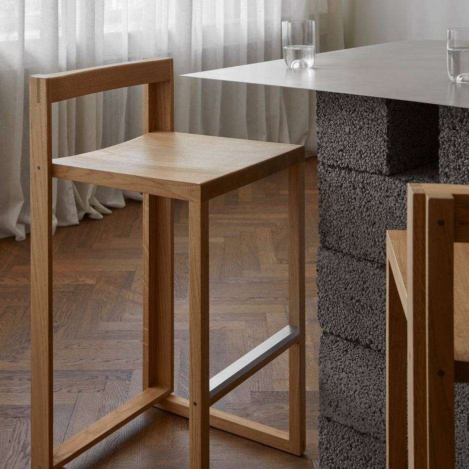Outline Bar Chair High