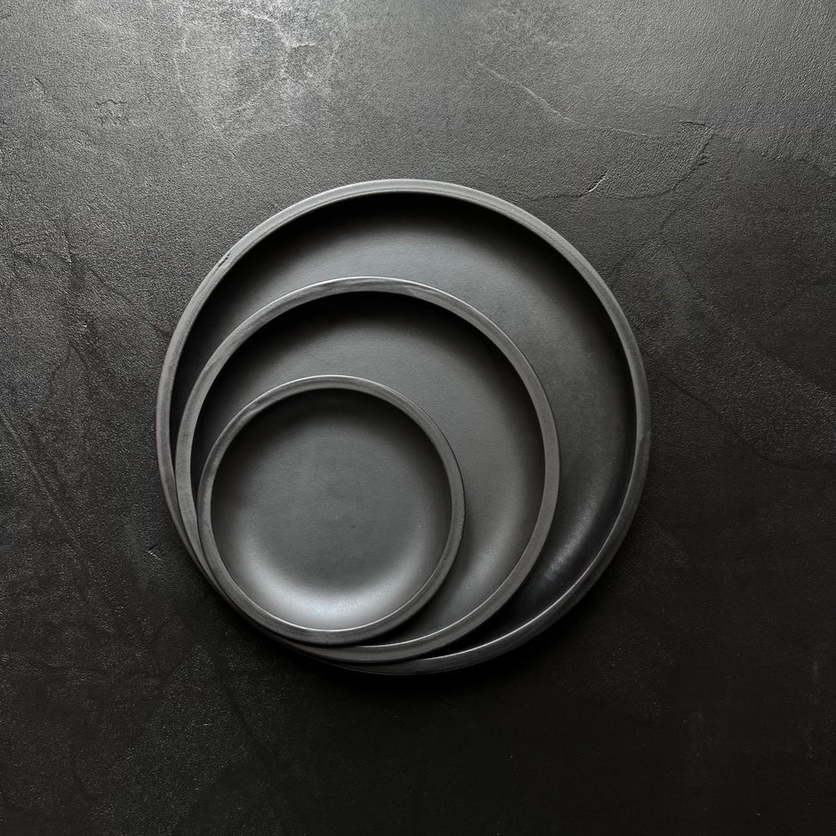 TY Plate Black