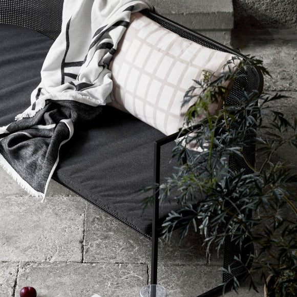 Bauhaus Lounge Bench Black