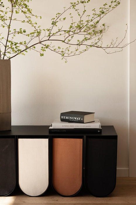 Curved Bench Black