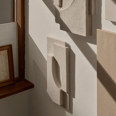 Serif Relief S Natural
