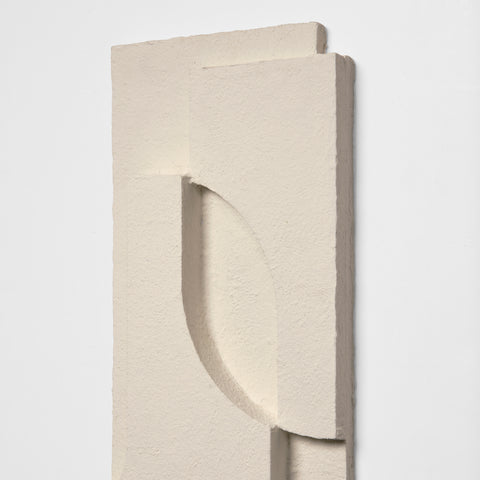Serif Relief S Natural