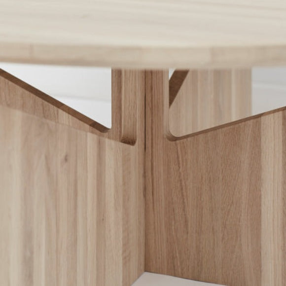 Simple Table XL Light