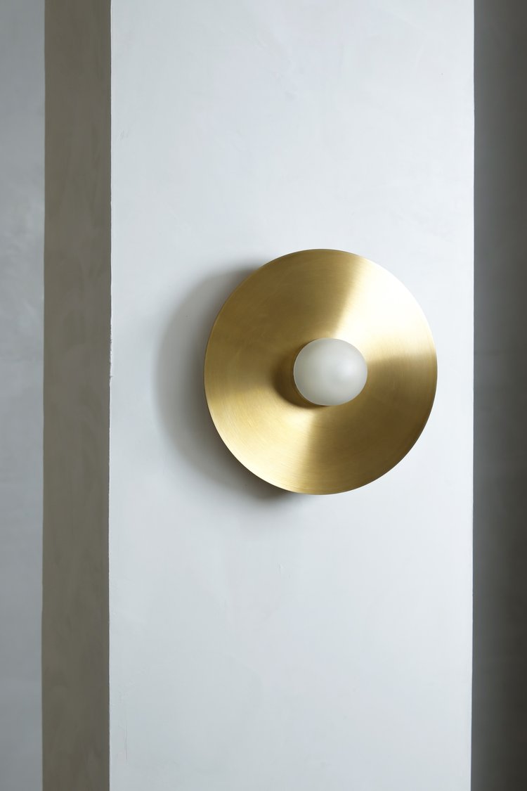 Alba Simple Wall