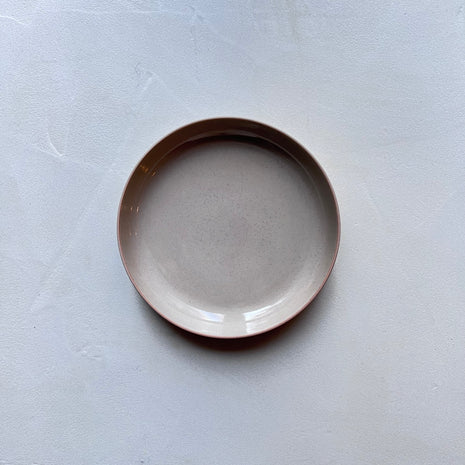 KN Deep Plate Gray Clay