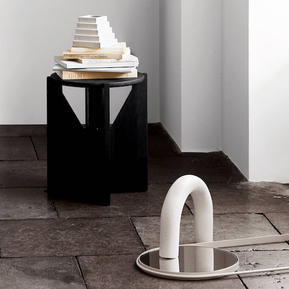 Simple Stool Black