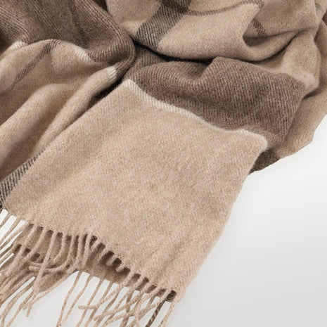 Gradient Throw Natural Brown